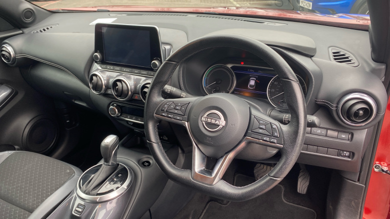 Nissan Juke 1.6 Hybrid N-Connecta 5dr Auto Hybrid Hatchback